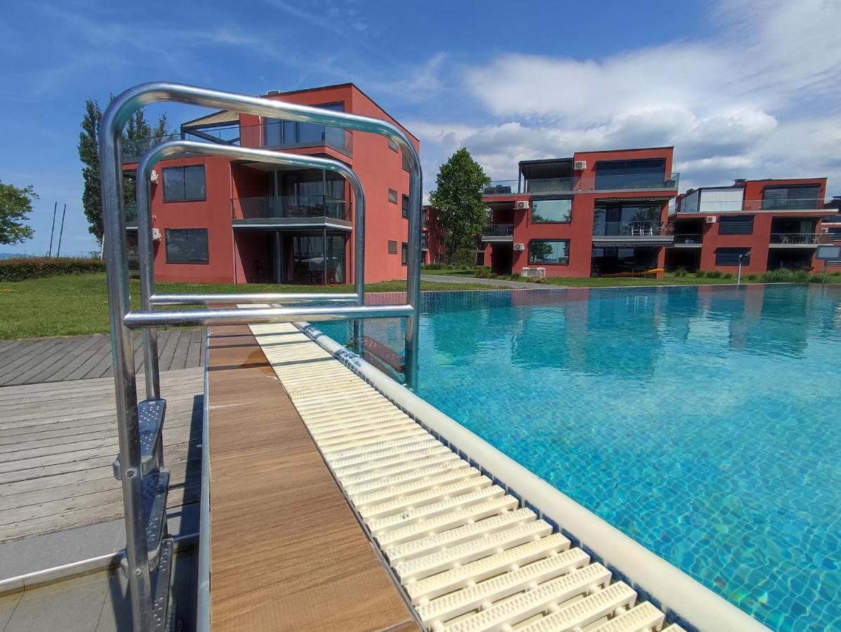 Soleil Apartmanok Balatonlelle Exterior photo