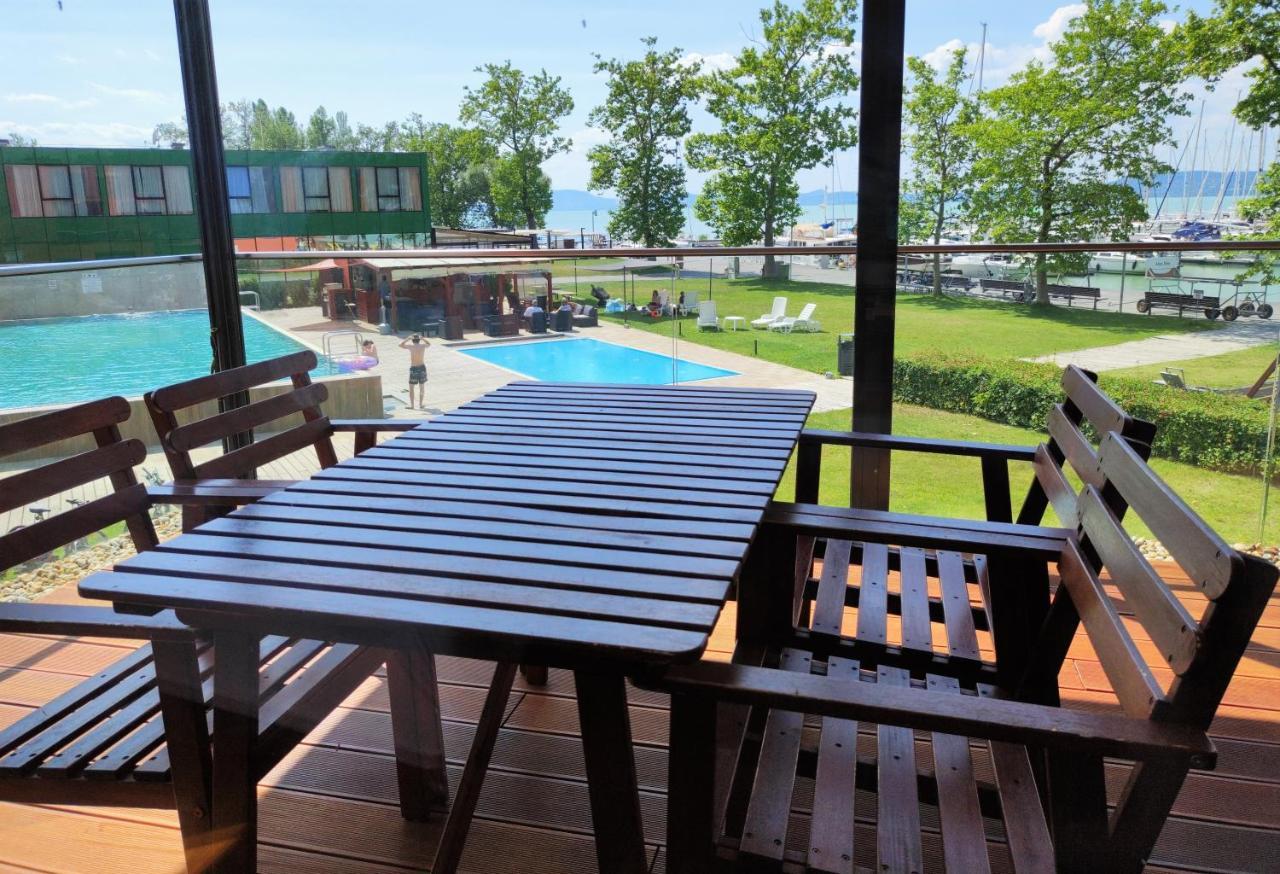Soleil Apartmanok Balatonlelle Exterior photo